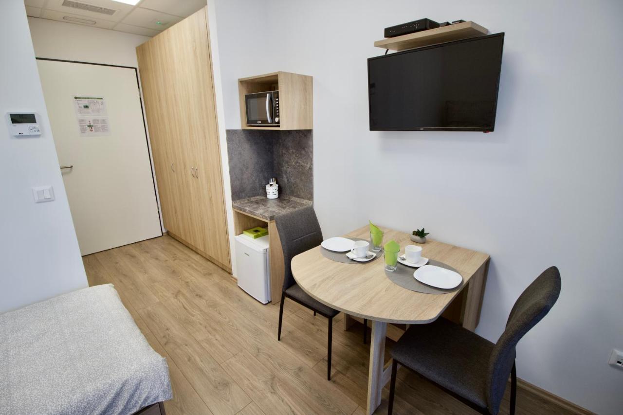 Pápa Sport Centrum Apartman מראה חיצוני תמונה